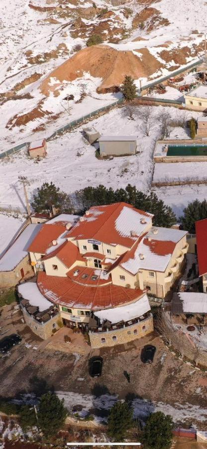 Chalets-Appartements Tourtite イフレン エクステリア 写真